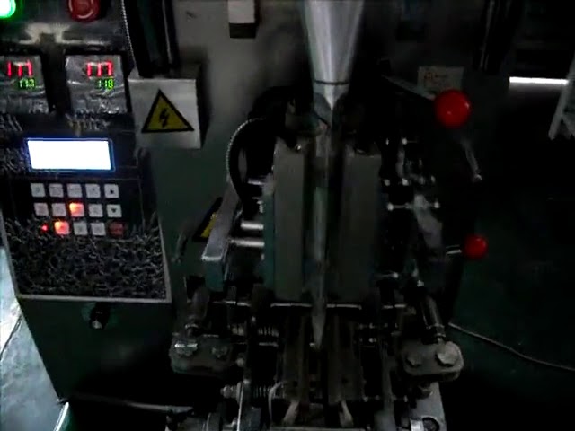 Automatski vertikalni stroj za pakiranje čipsa